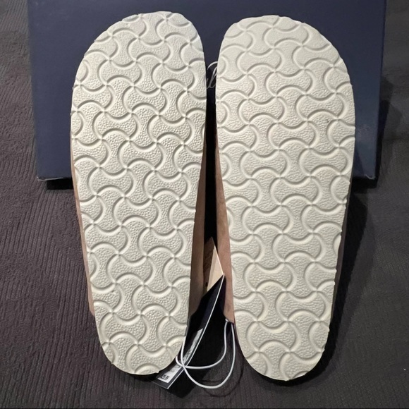 Ladies/Teens Faux Tan Suede Bev Mules - Picture 4 of 4